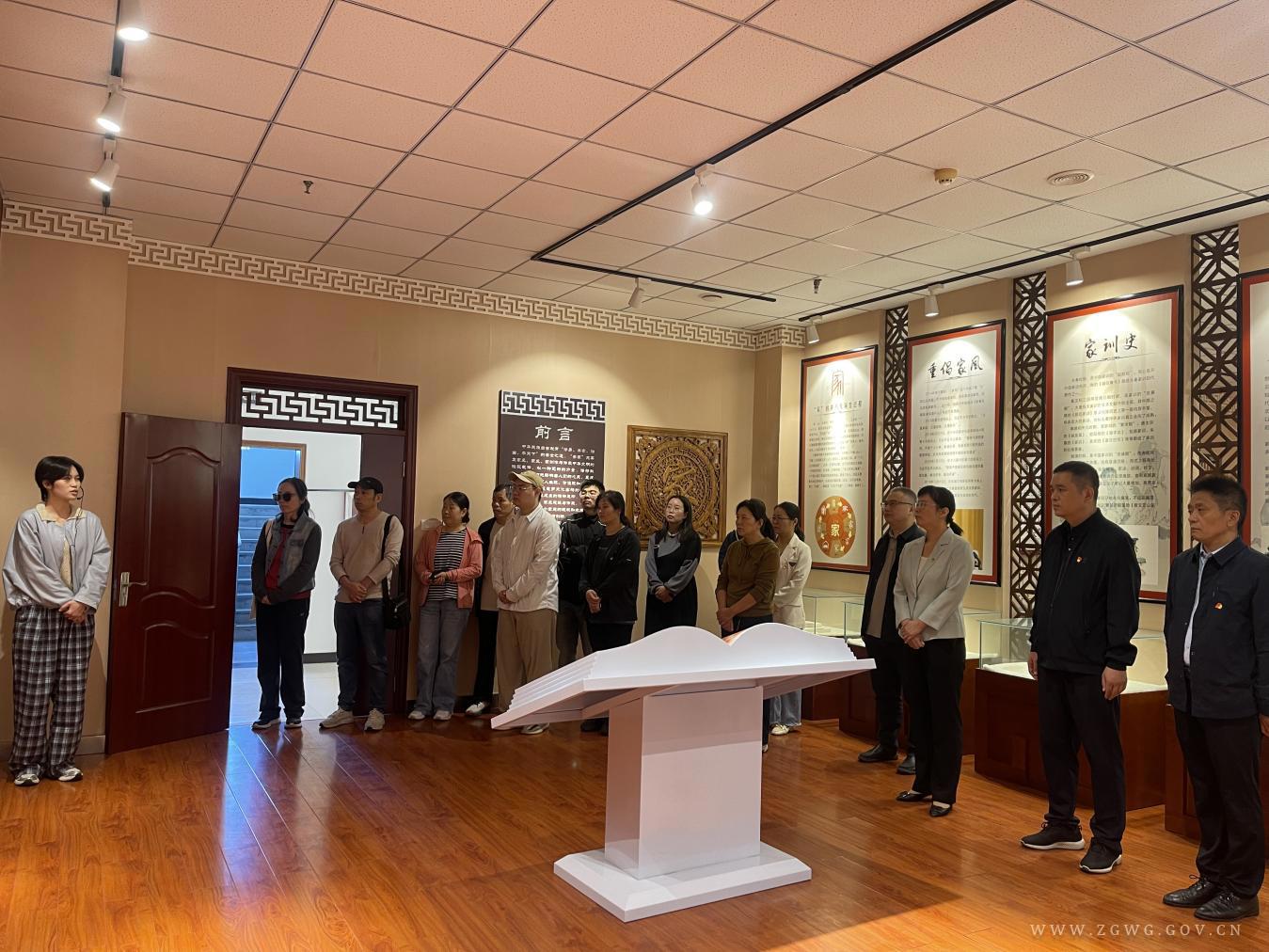 图片4.jpg 图片4.jpg